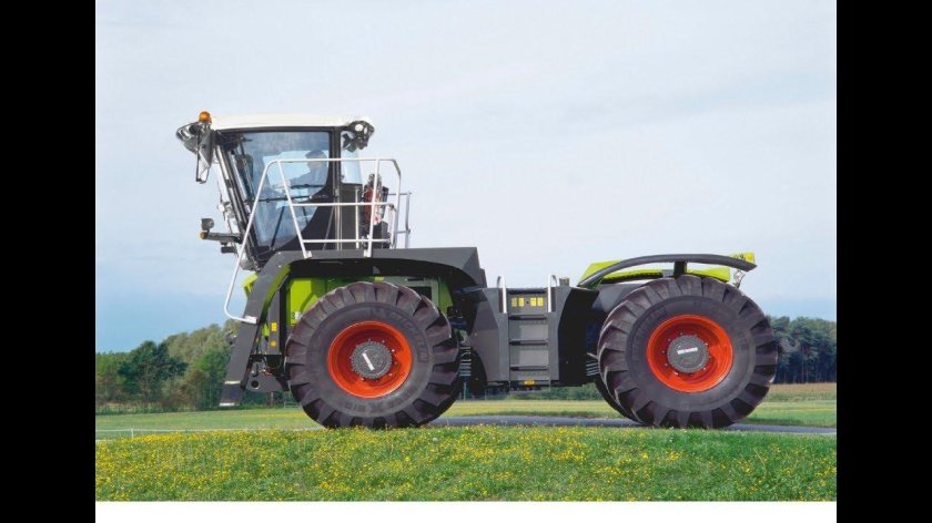 Трактор Клаас Ксерион 5000