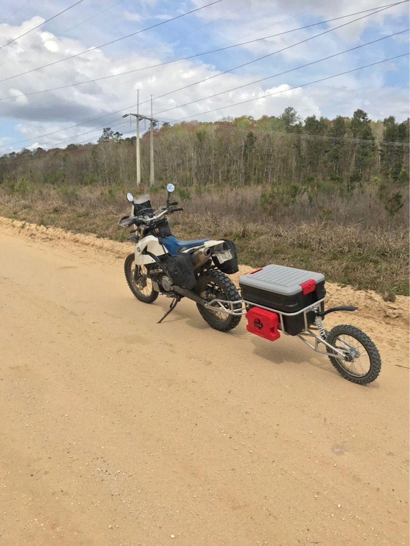 Мотоприцеп енот