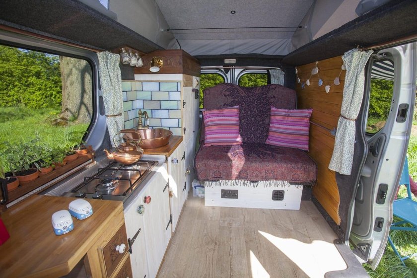 Opel Vivaro Camper