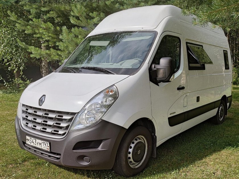 Renault master camper