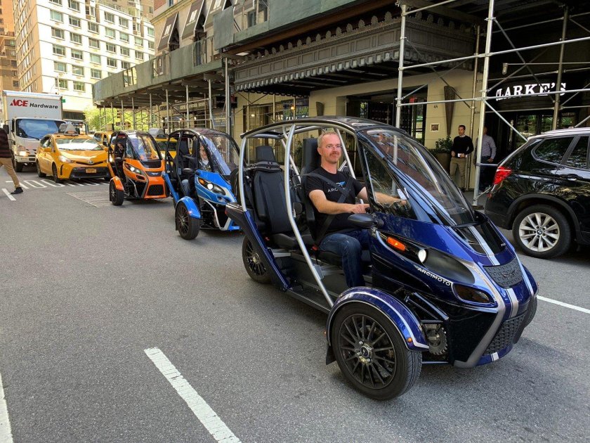 Трицикл Arcimoto SRK