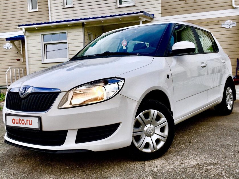 Шкода Фабия 1.2 2013