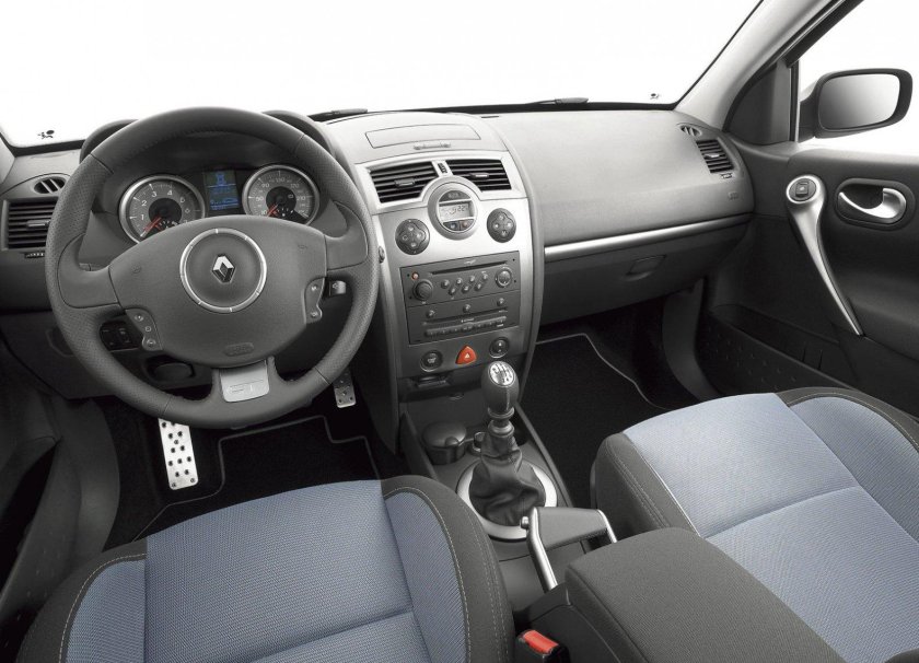 Рено Меган 2 2006 салон