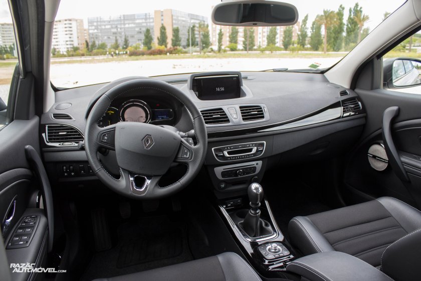 Рено Меган 3 салон