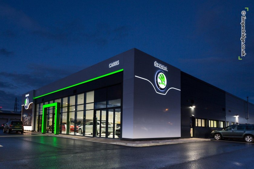 Автосалон фасад