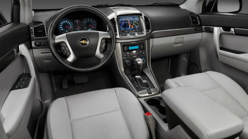 Chevrolet Captiva 2008 салон