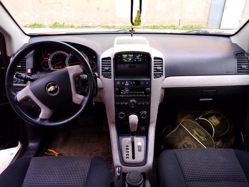 Каптива 2007 салон