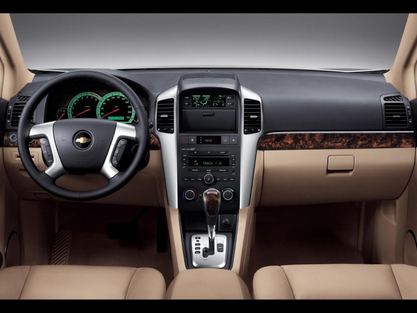 Chevrolet Captiva 2006 салон