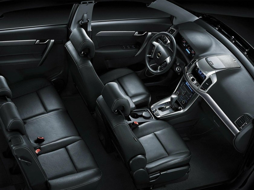 Chevrolet Captiva 2013 салон