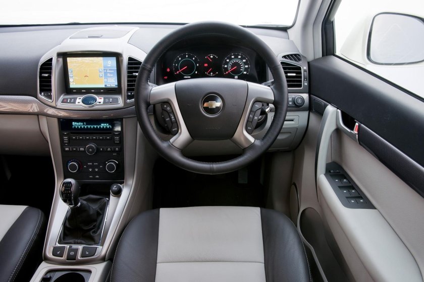 Chevrolet Captiva 2014 Interior