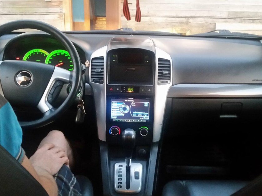 Chevrolet Captiva 2007 салон