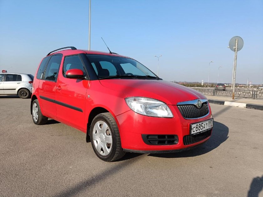 Roomster бордовый