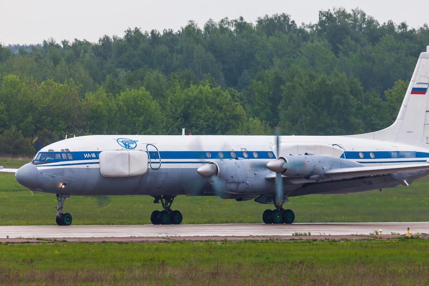 Самолет ил-22пп порубщик