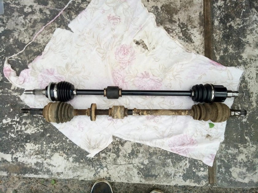 Привод правый Lacetti 1.6 2010г