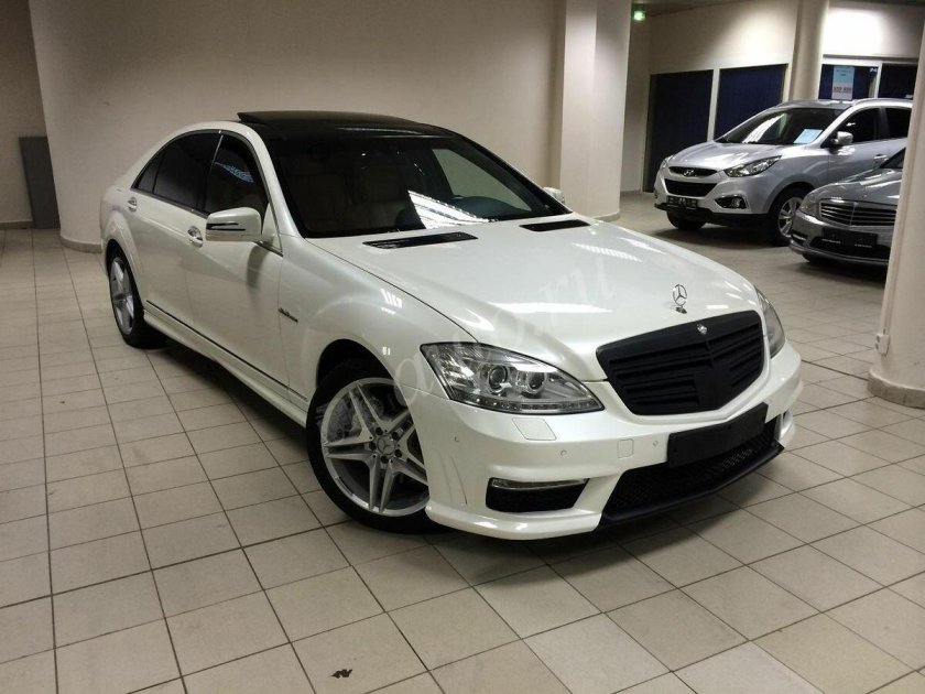 221 Мерседес 6.3 AMG