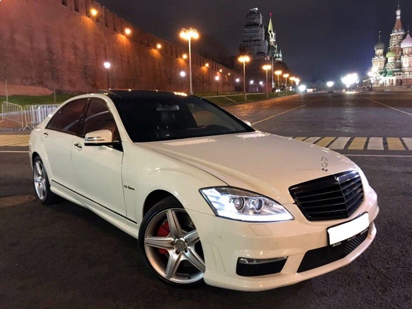 Mercedes w221 AMG белый