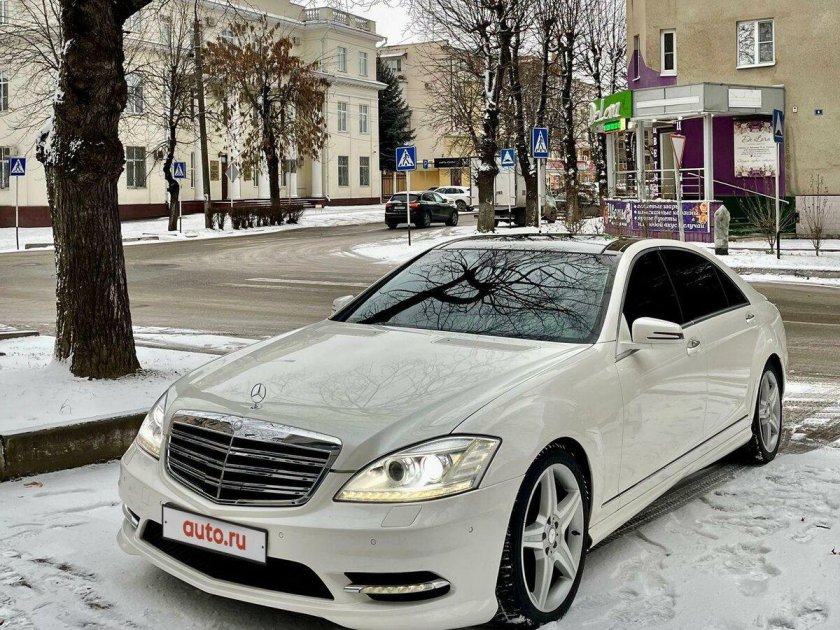Mercedes s class w221 Рестайлинг 500 белый