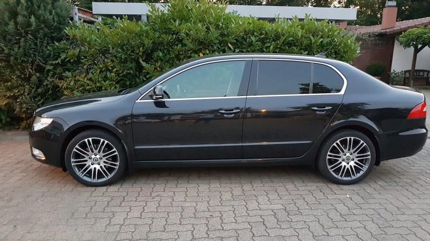 Skoda superb 2011