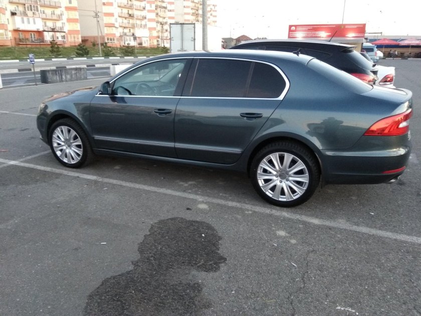 Шкода Суперб 2