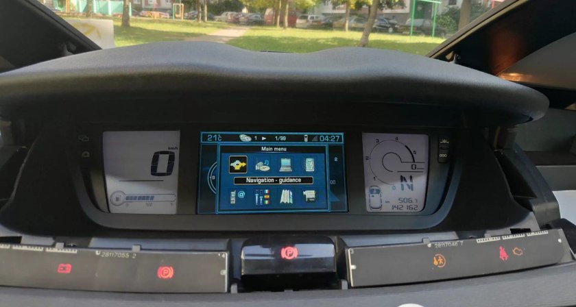 Панель приборов Ситроен с4 Гранд Пикассо