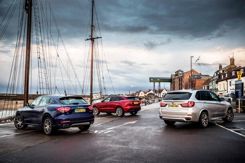 Ягуар ф Пейс и ленд Крузер