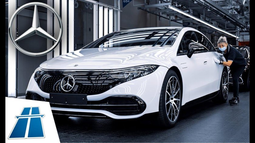 Мерседес EQS 2022