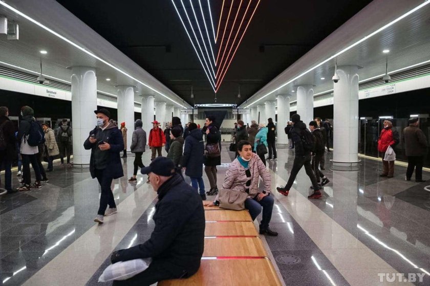 Станция метро зеленолужская Минск