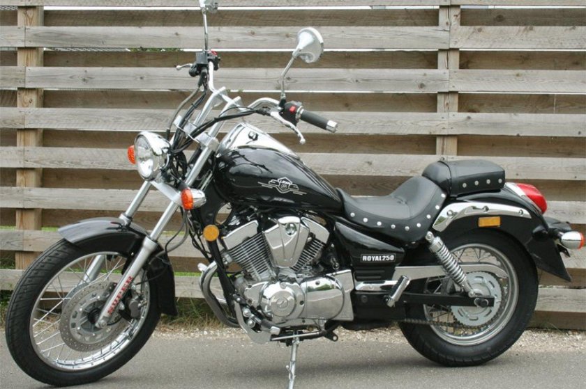 Мотоцикл Lifan lf250-b