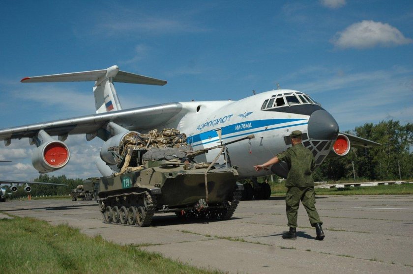 Ил-76 военно-транспортный самолёт