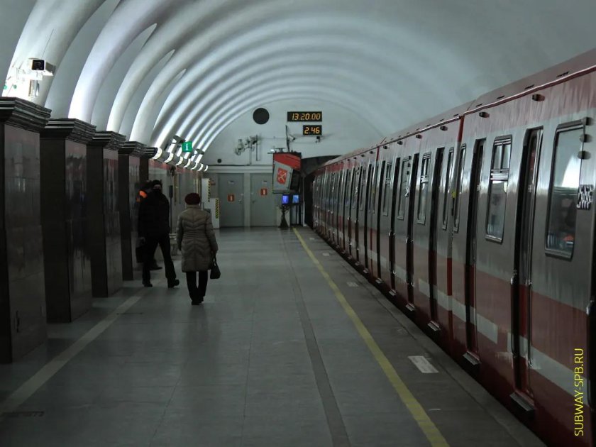 Площадь Ленина метро