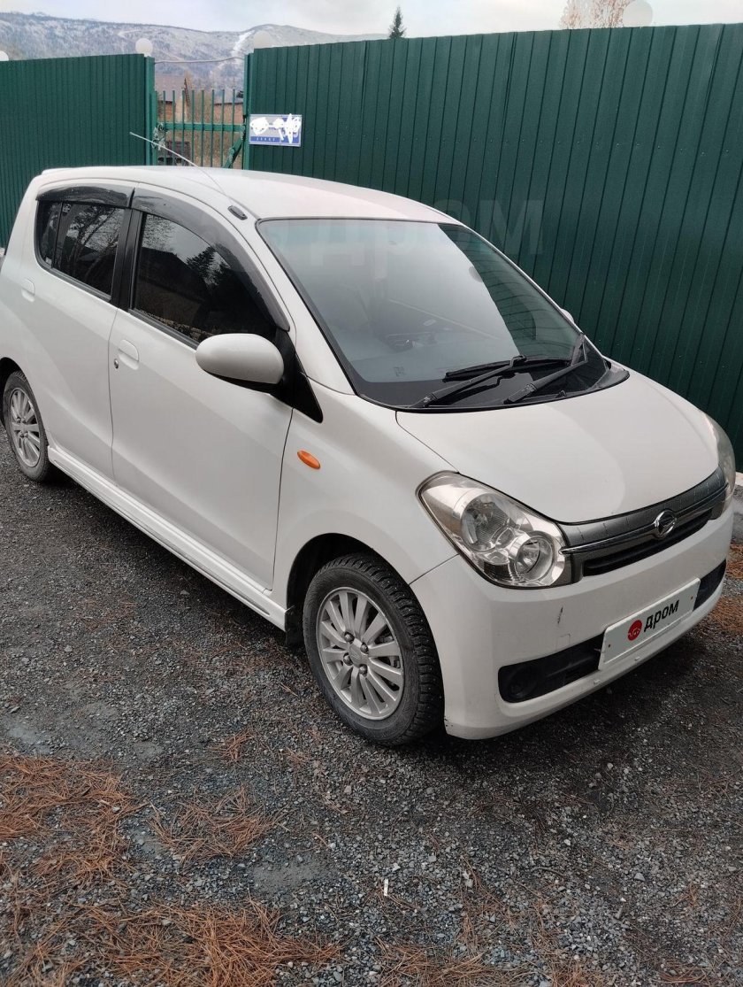 Daihatsu mira 2010