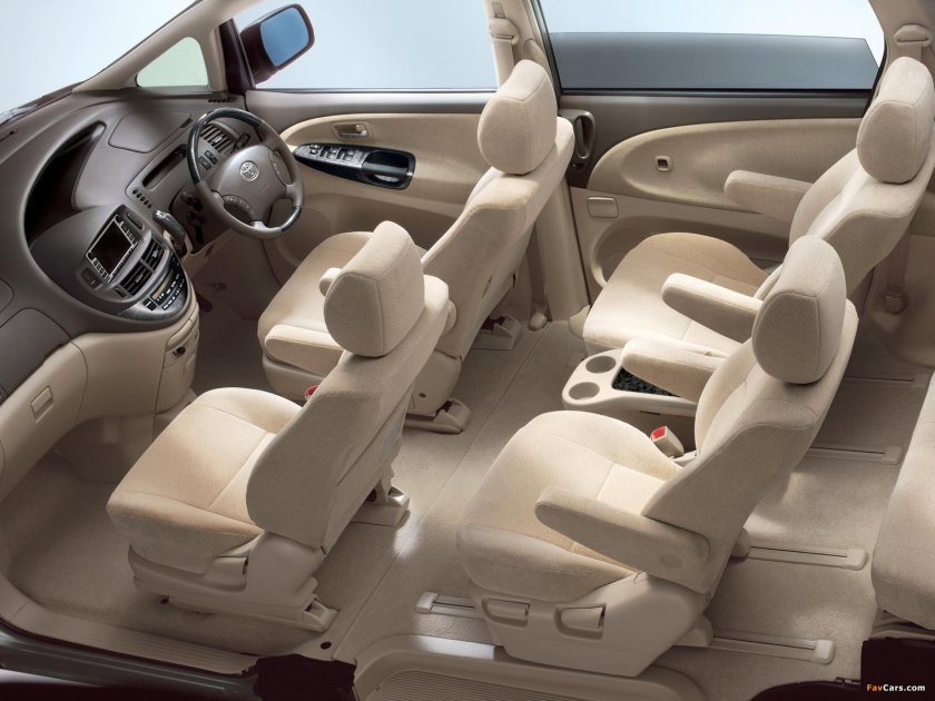 Тойота Превия 2000 салон