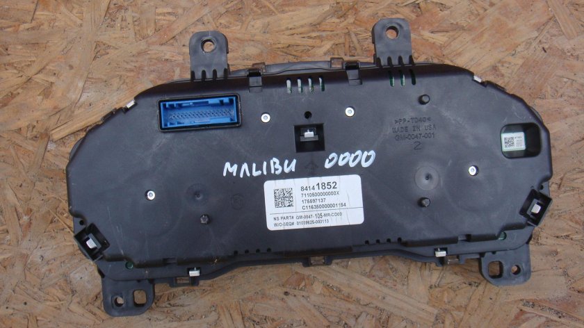 Щиток приборов Шевроле Малибу