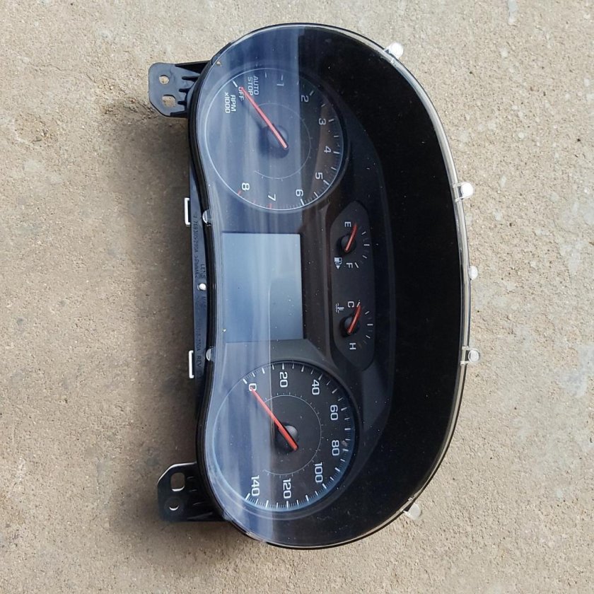 Приборная панель Шевроле кобальт