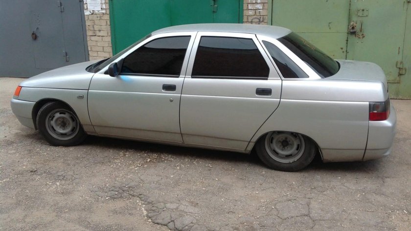 ВАЗ 2110 бункер серебристый