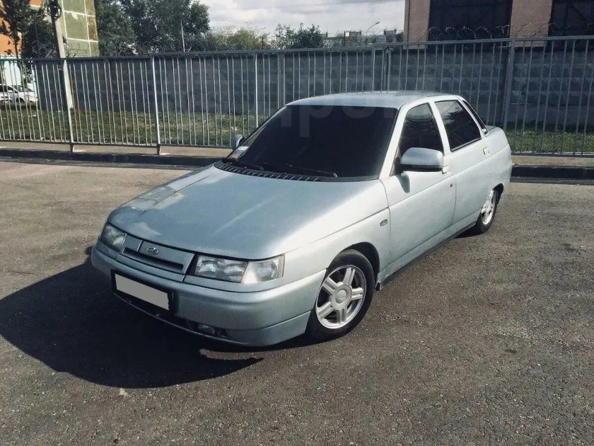 Лада 2110 серебристая