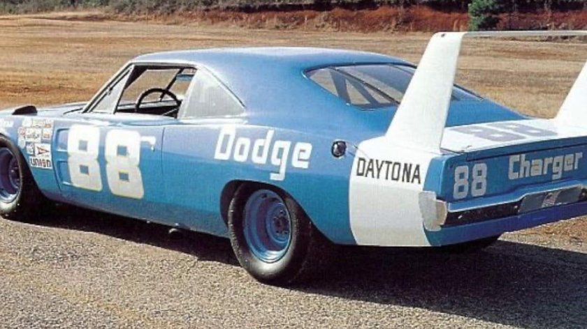 Додж Чарджер Дайтона 1969 наскар
