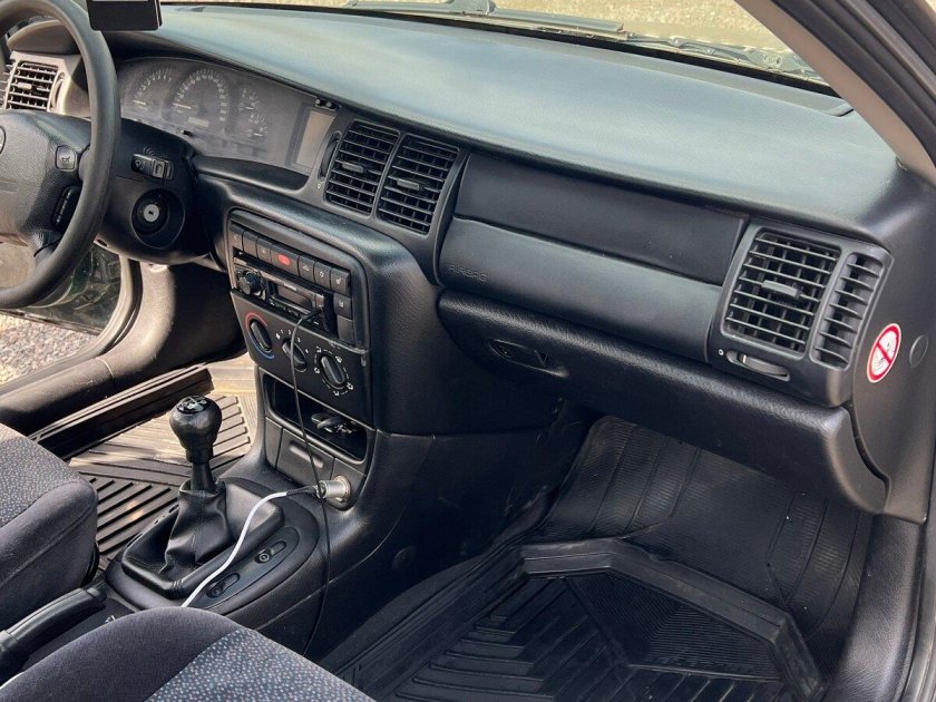 Opel vectra b 2000 салон