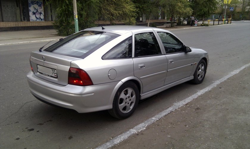 Opel Vectra 2000