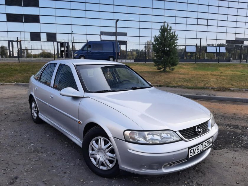 Опель Вектра 2000г