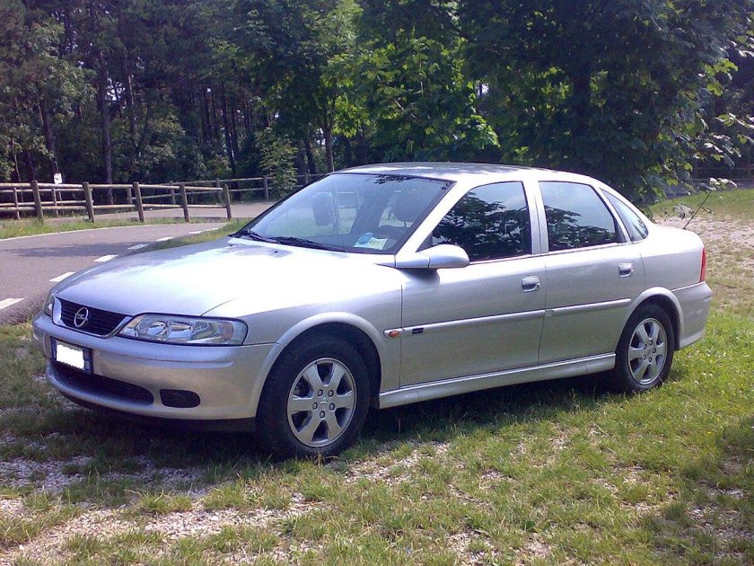 Opel Vectra 1999 седан