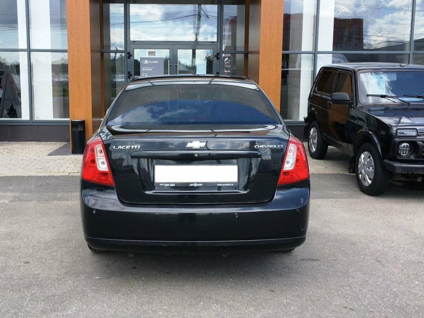 Chevrolet lacetti седан