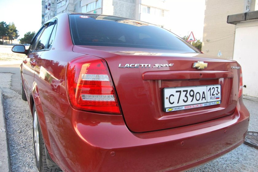 Задние фонари на Шевроле Лачетти седан диодный
