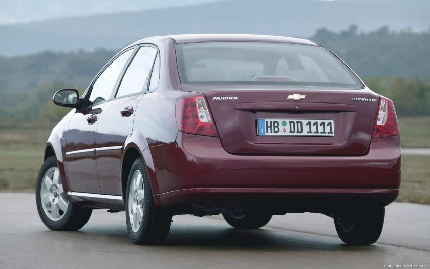Chevrolet Nubira седан 1.6