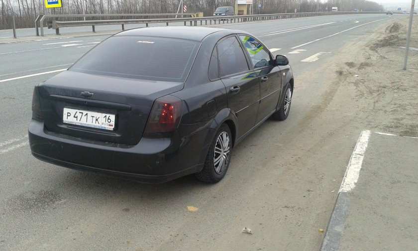 Шевроле Lacetti 2008 сзади