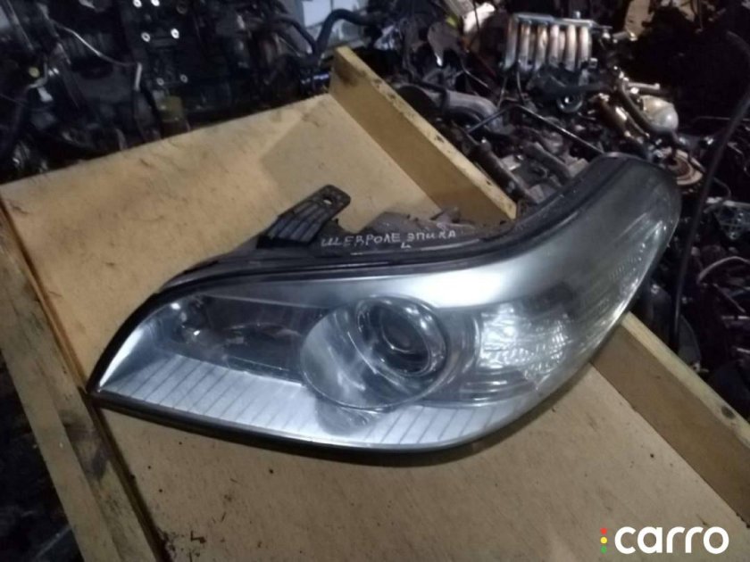 Передняя фара Шевроле Эпика