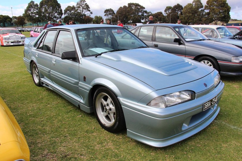 1988 Holden VL Commodore Group a SV