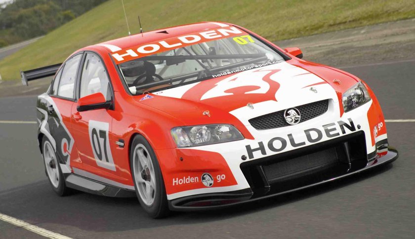Холден v8 Коммодор