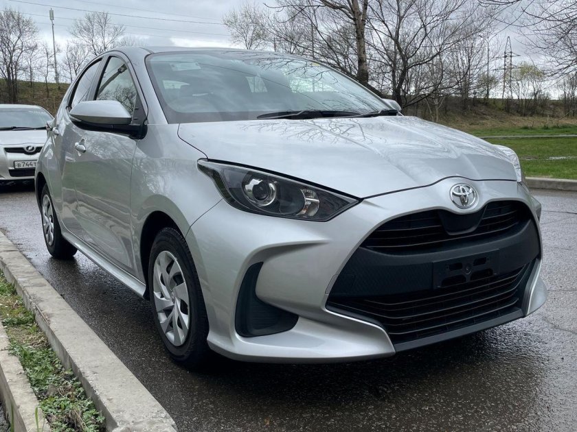 Toyota yaris 2021