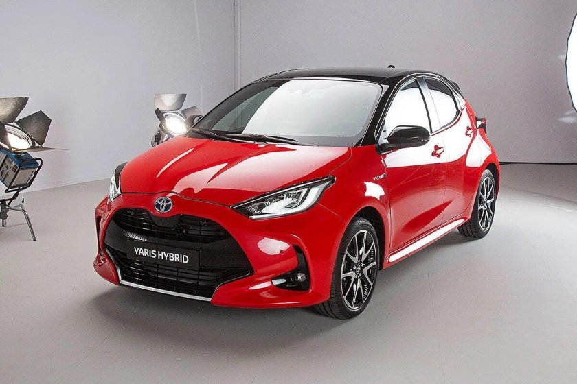 Toyota yaris hybrid 2020